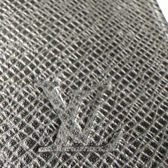 Louis Vuitton  LV Black Taiga Leather Selenga Clutch Wristlet + COA - Picture 7 of 13